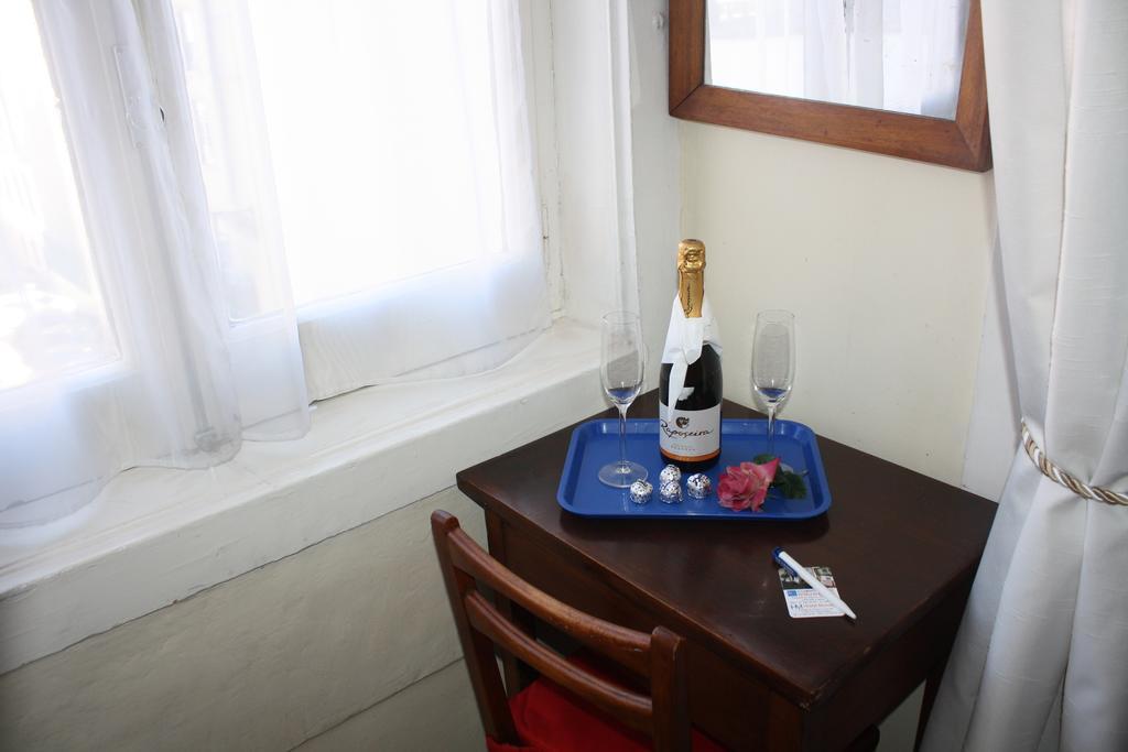 Pensao Residencial Estrela Do Mondego Hotel Lisboa Екстериор снимка